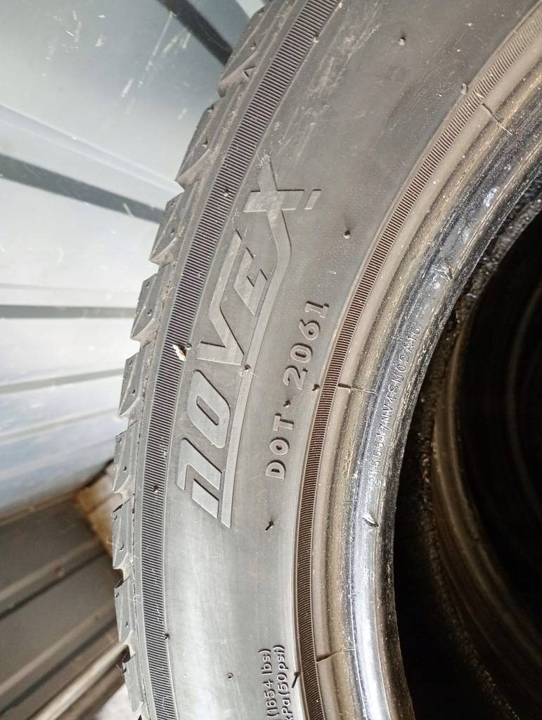 Toate sezonul Novex 215/55R17 5.5mm 18r anvelope Product image