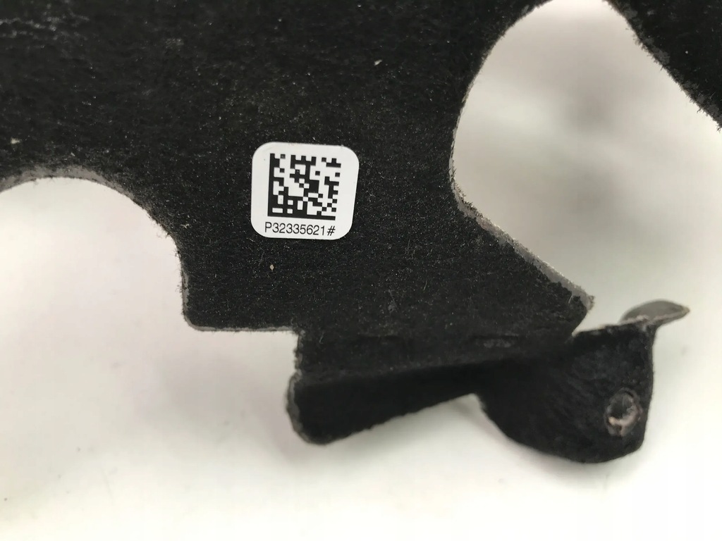 VOLVO XC 40 XC40 2023 2.0 CARCASA HIBRID CAPAC BAC ULEI 32335621 Product image