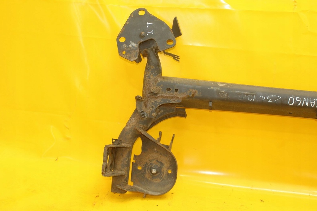 Renault Kangoo Axa suspensiei spate Product image