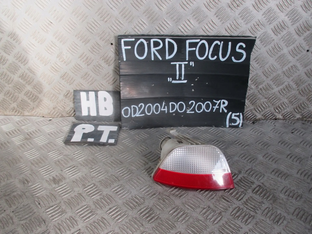 LAMPĂ DE CEAȚĂ SPATE FORD FOCUS II 07-11 1M5115K272AC Product image