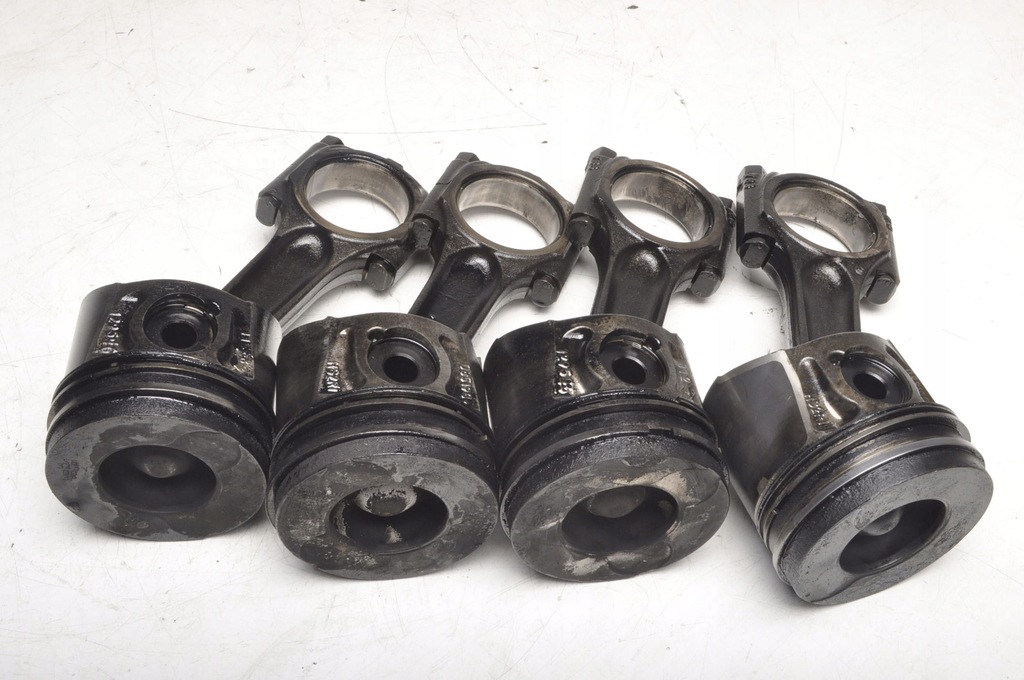 FORD FOCUS MK2 PISTON CU BIELLA 085190 Product image