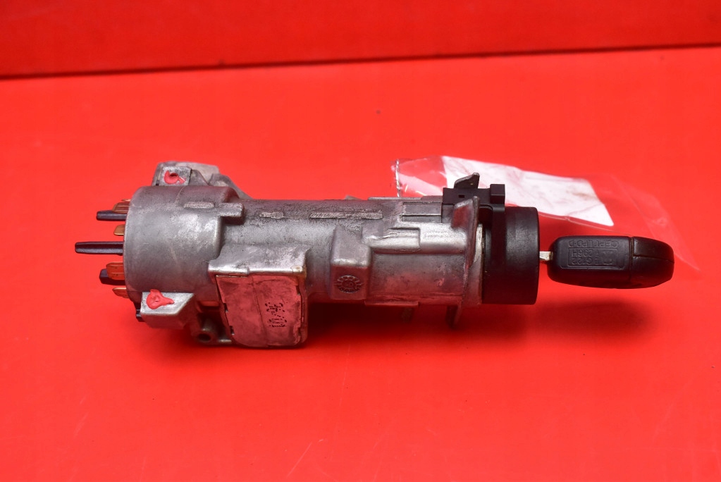 Comutator de aprindere 4B0905851C SEAT LEON 1 și 1,8 20V 125 km 99-05 Product image