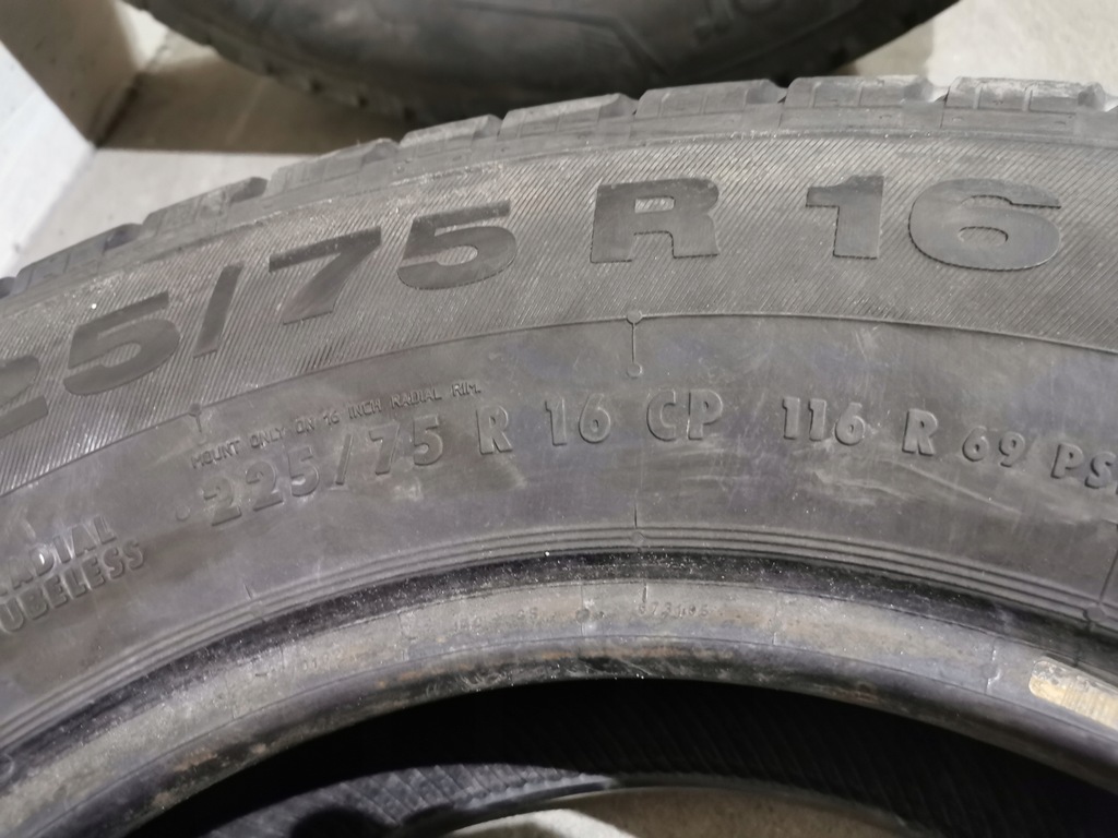 Continental VancoCamper 225/75R16 116R 8,5 mm N5959 Product image