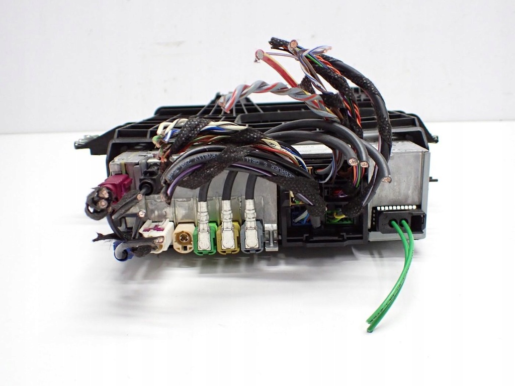 Navi Navi Facrycha Org 8W1919605 8W5035035B AUDI A4 B9 8W 18R Product image