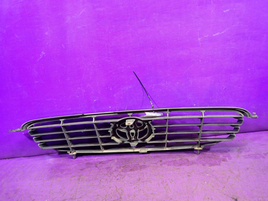GRIL DE DEMONTARE TOYOTA COROLLA E11 95-01 53111-02900 Product image