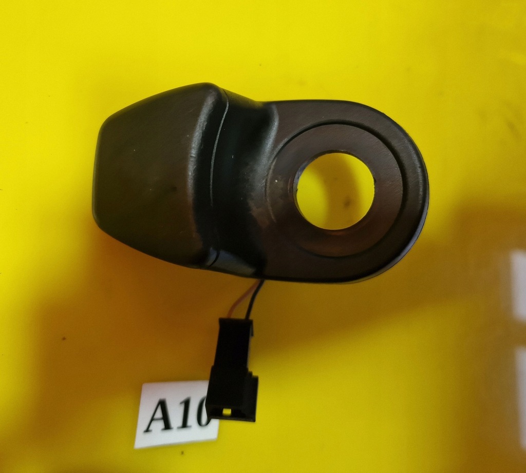 COMUTATOR BUTON DESCHIDERE GEAMUL portbagajului BMW 5 G31 3 F31 Product image