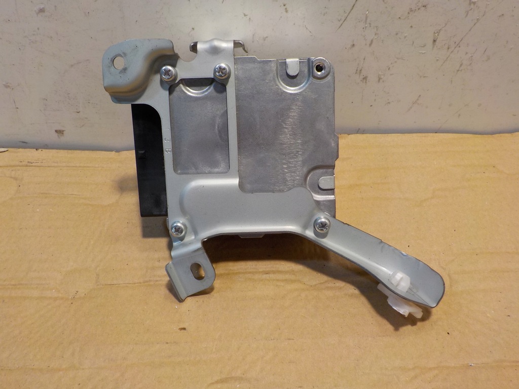 TOYOTA YARIS III 2013R D4D MODUL SERVODIRECȚIE 89650-0D293 Product image