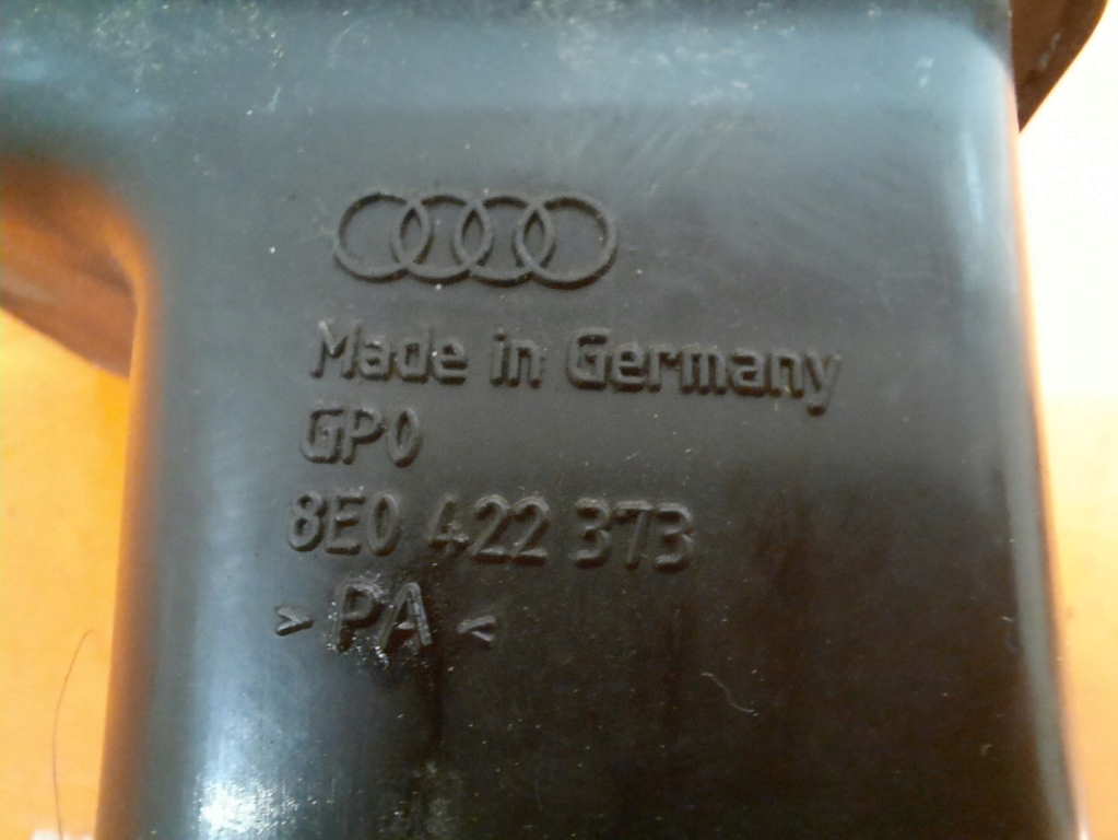 AUDI A4 B6 2.0B 00-05 REZERVOR DE PUTERE 8E0422373 ALT Product image