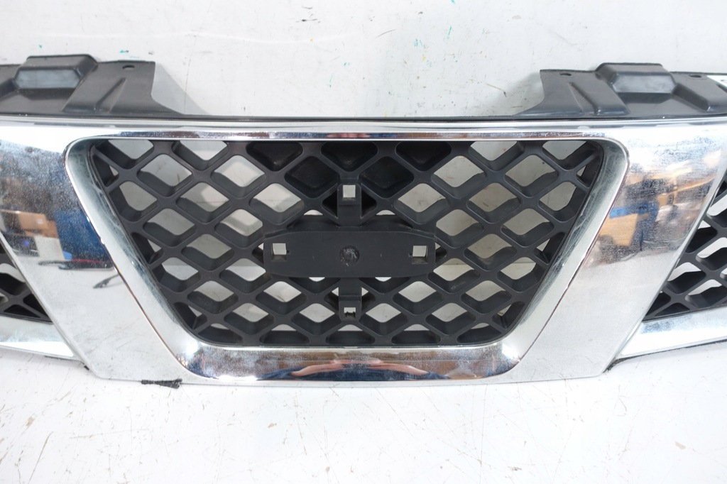 Grill Nissan Pathfinder III Oilraper 62310EB400 Product image