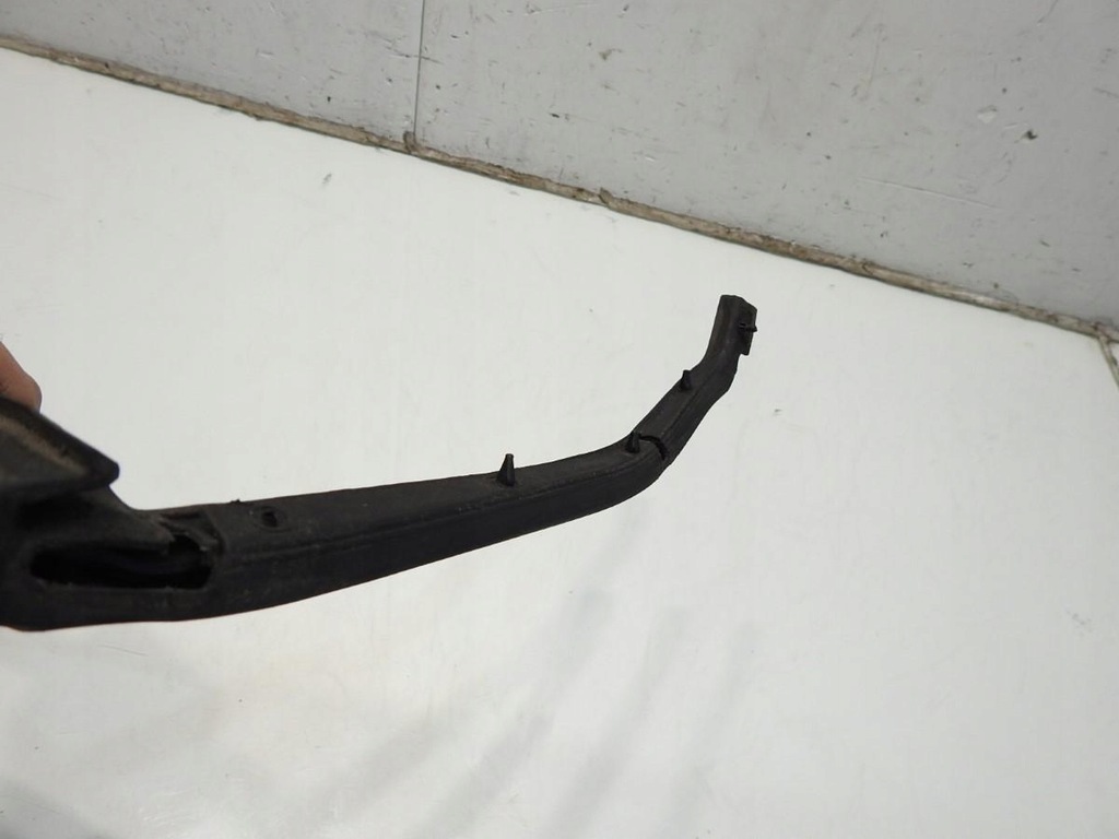 GARNITURA APARATOR DREAPTA SPATE PORSCHE CAYENNE I 7L0839762 Product image