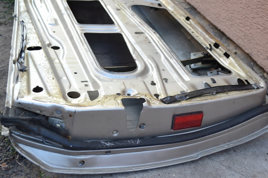 Mercedes W124 C124 Coupe Port stanga Product image