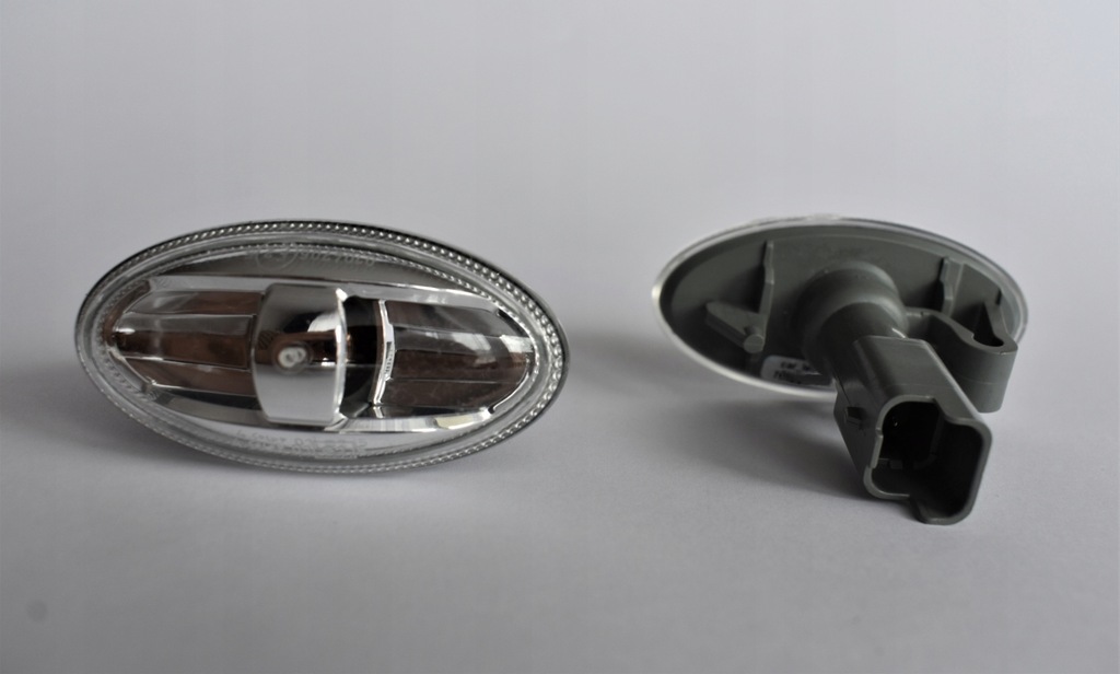 Semnalizator PEUGEOT 107 206 307 407 607 STÂNGA / DREAPTA Product image