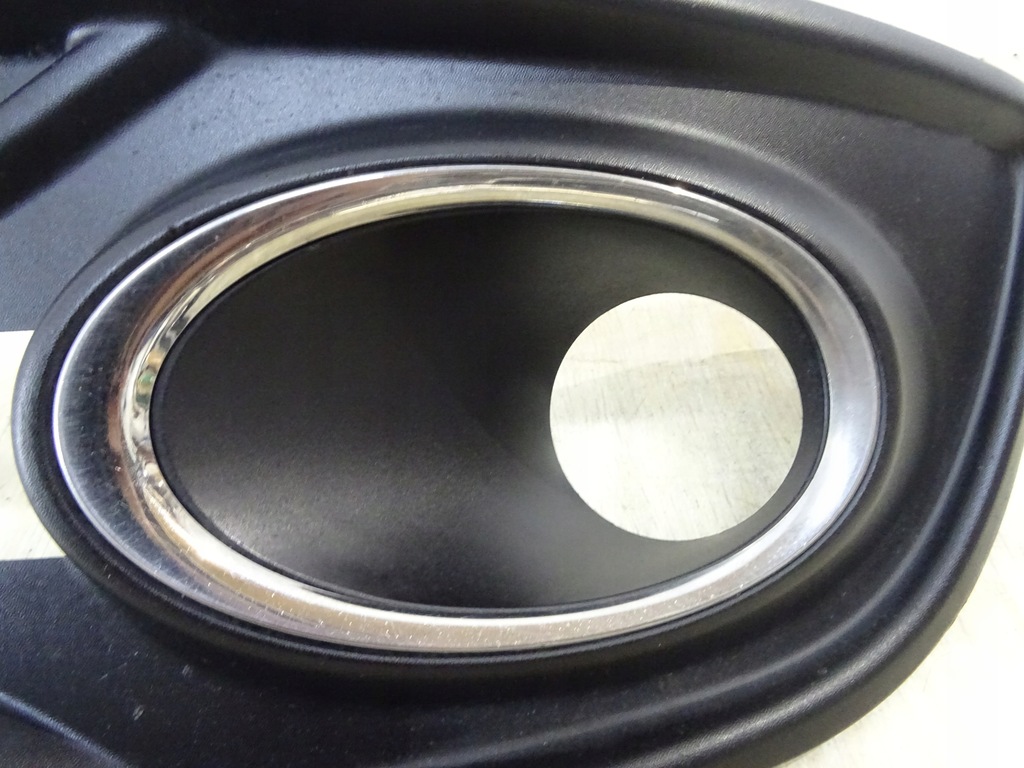 GRILĂ BARĂ STANGA MEGANE III LIFT 261A32193R Product image