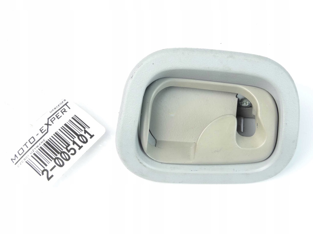 Mercedes Clasa C W203 MÂNER TAPA SPATE STANGA 2038680539 Product image