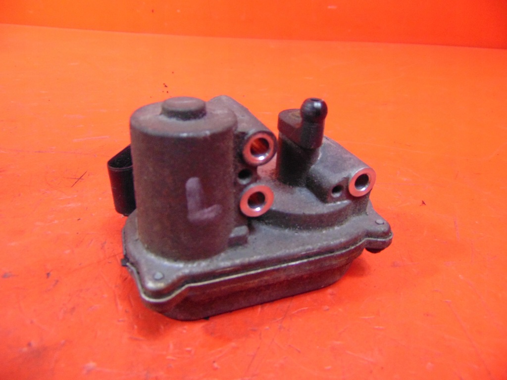 AUDI A4 B7 8E 8E2 04- 3.0 TDI A6 C6 A8 D3 REGLAREA CLAPETĂ COLECTOR DE INDUCȚIE Product image