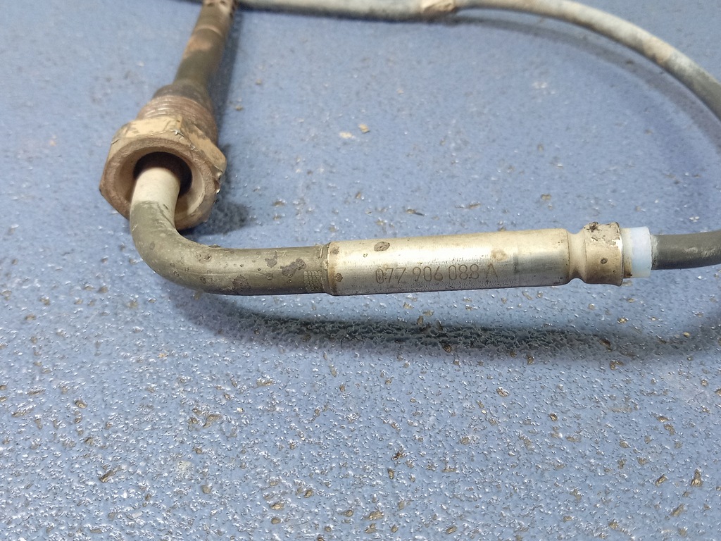 AUDI Q7 4L SENSOR TEMPERATURA GAZ DE ESCAPE 07Z906088A Product image