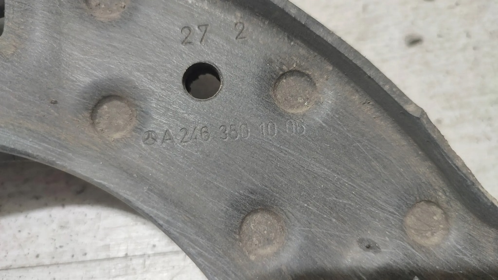 Mercedes-Benz Clasa A W176 17 1.5cdi Spate partea stanga Brat oscilant Product image