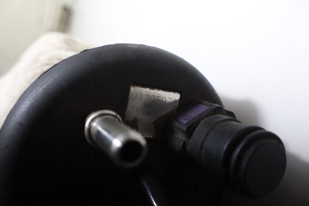 SENSOR DE NIVEL ADBLUE VOLVO FH IV 460 Product image