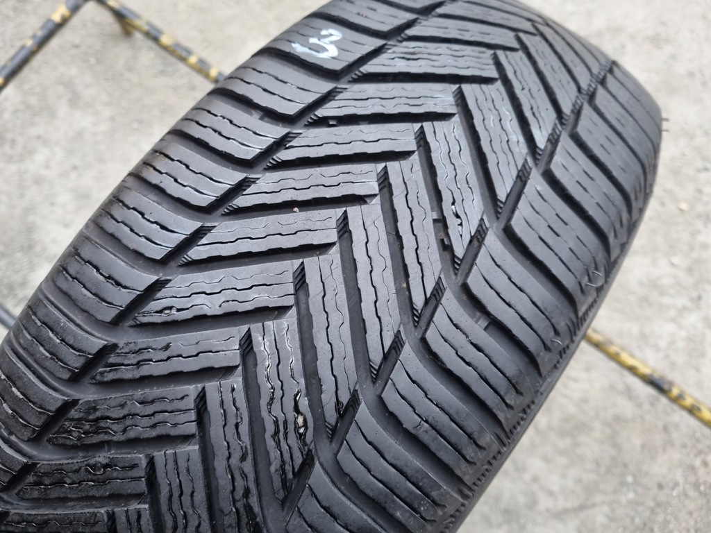 MICHELIN ALPIN 5DT 205 55 16 Product image