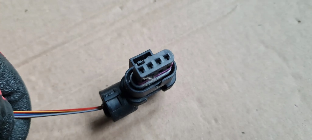 CONECTOR PRISE A5 8W 4F0973704 A4 B9 8W Q5 VW AUDI Product image