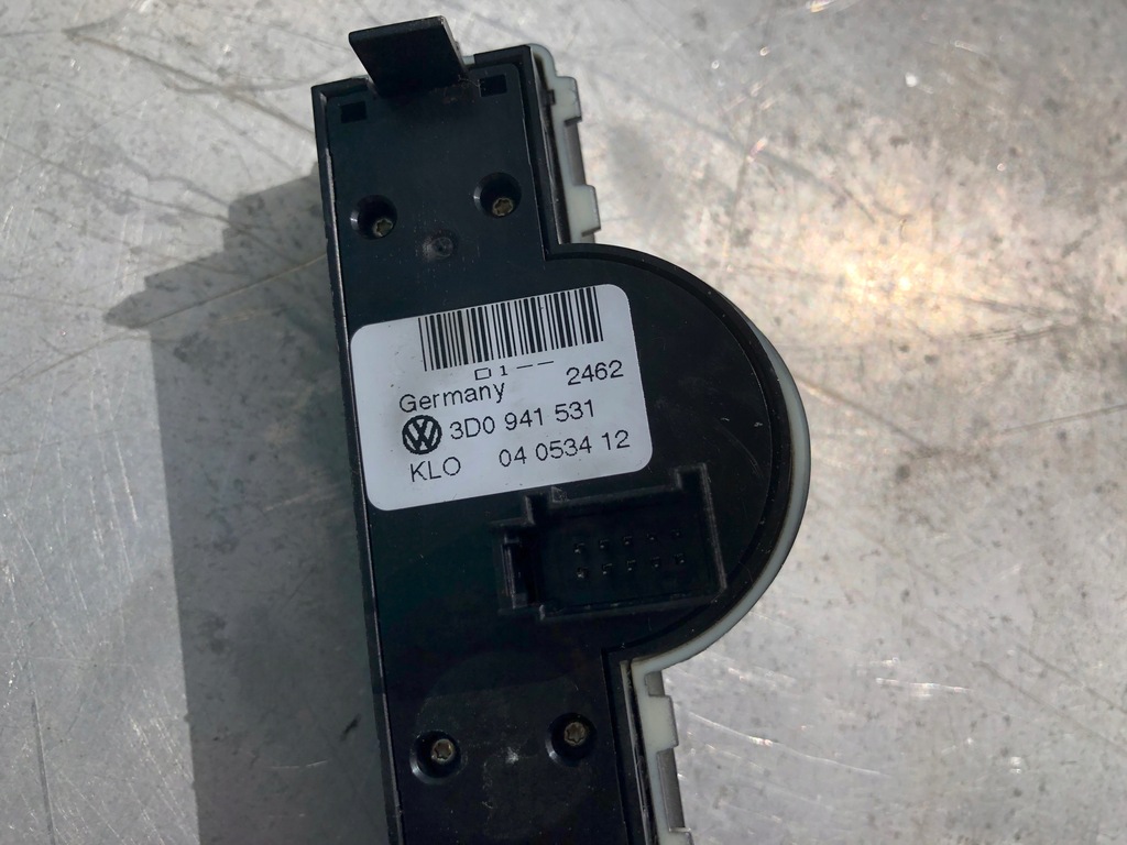 COMMUTATOR VW PHAETON COMUTATOR LUMINA 3D0941531 Product image
