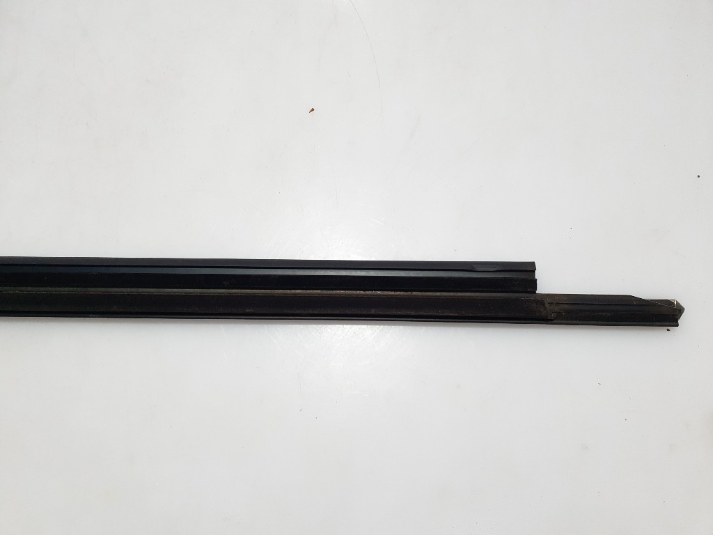AUDI A6 C7 2014 S-LINE BANDA DE RASARE USI DREAPTA CROM 4G0853764 Product image