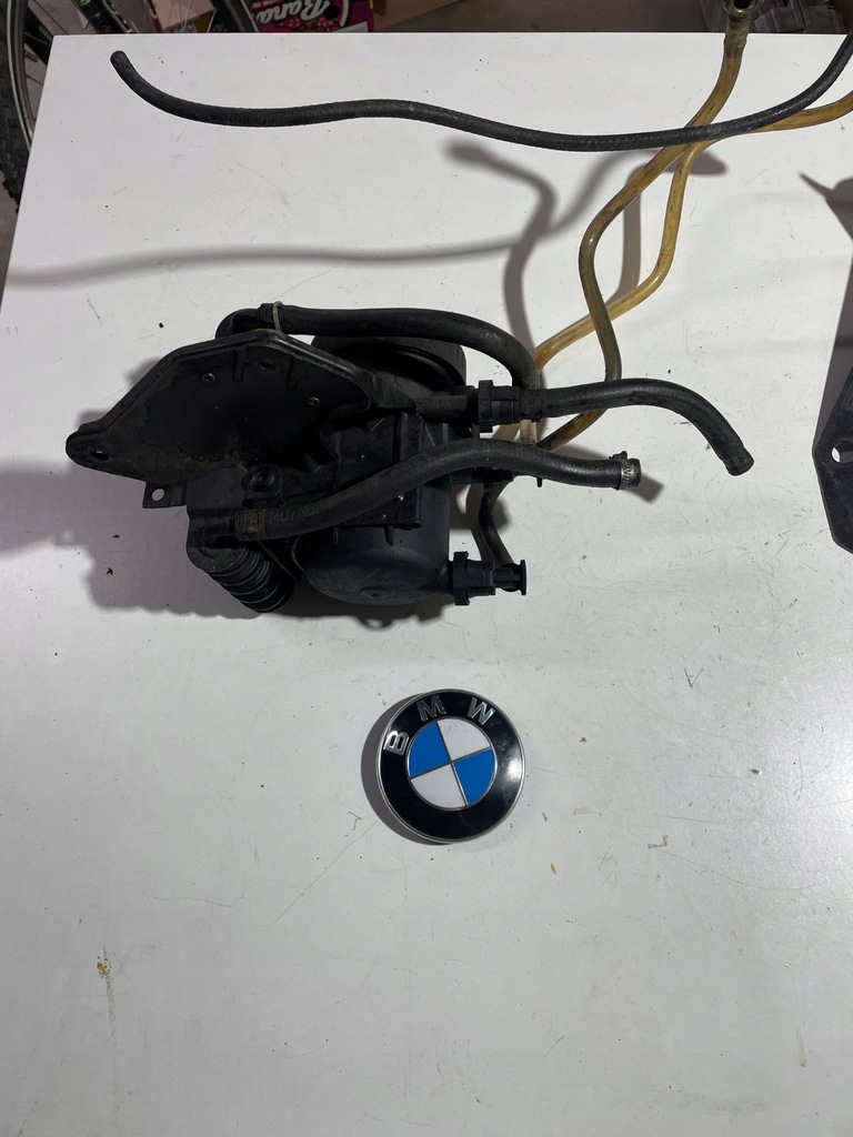 BMW E46 2.0 136KM FILTRU RĂCITOR DE CARBURANT 2247411 POMPA SECUNDARA Product image