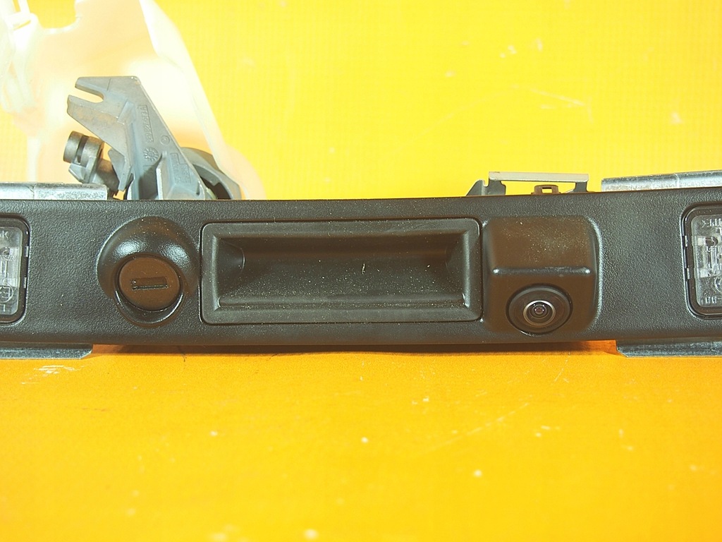 Audi A8 4H Lift Camera SPATE 360 de grade Mânerul ușii 7p6980551c Product image