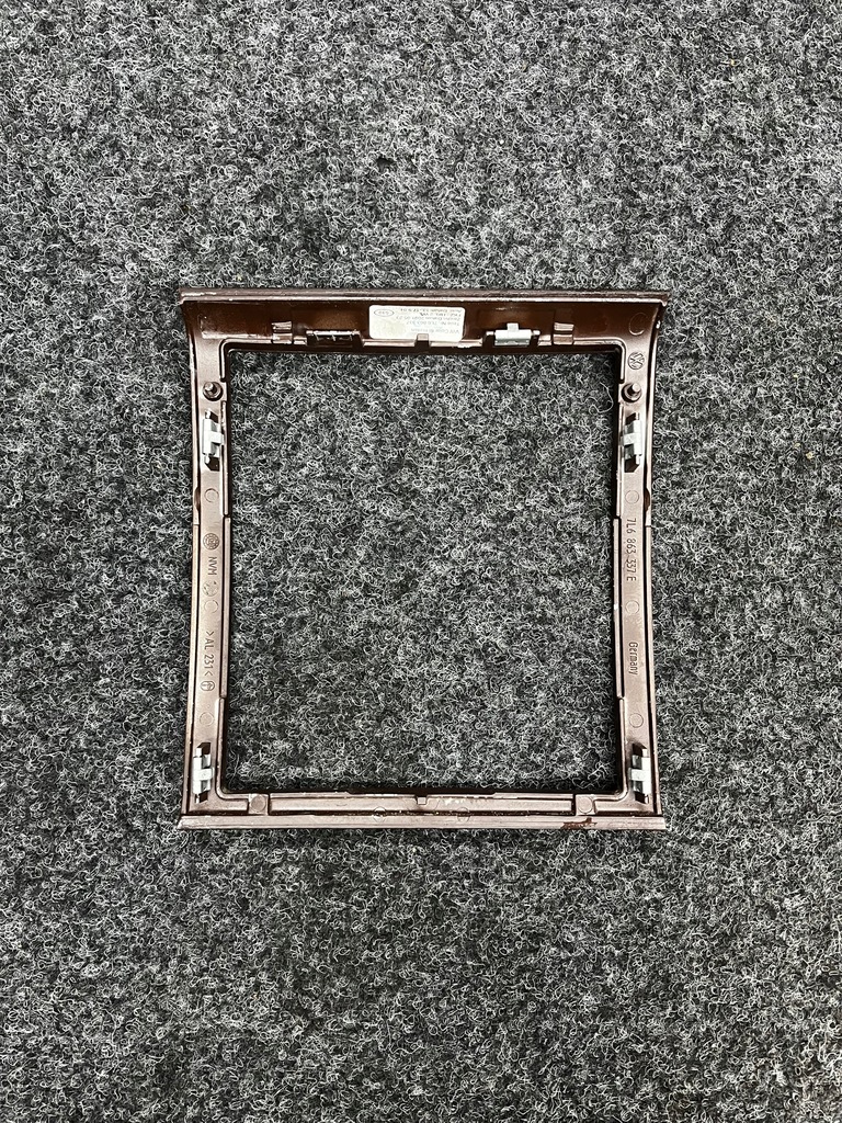 Cadru de centtor, consolă centrală, lemn VW Touareg 7L6863337E Product image