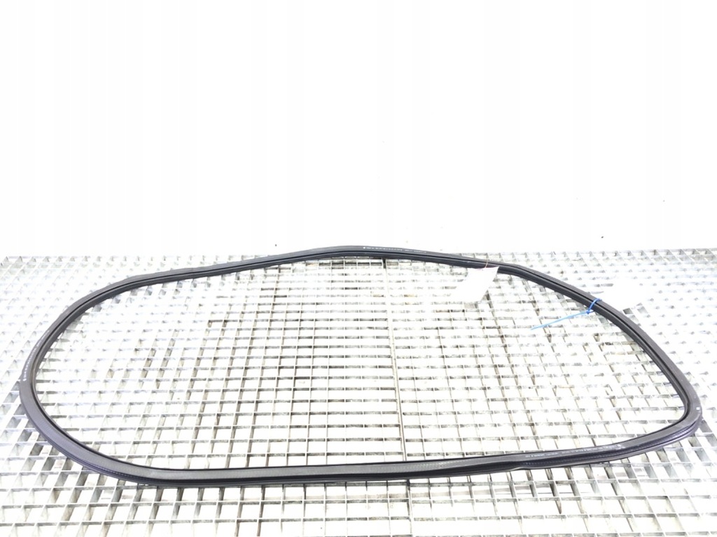 GARNITURA SKODA OCTAVIA III Combi 5E0867366B Product image