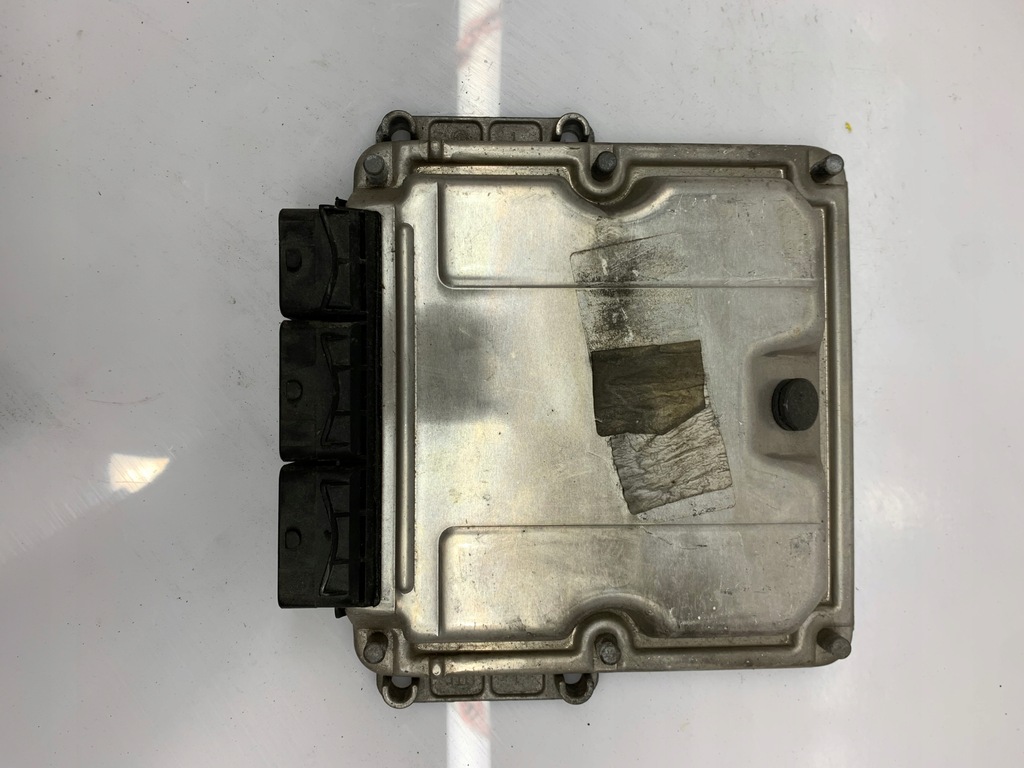CONTROLLER MOTOR RENAULT 0281010483 8200039569 Product image