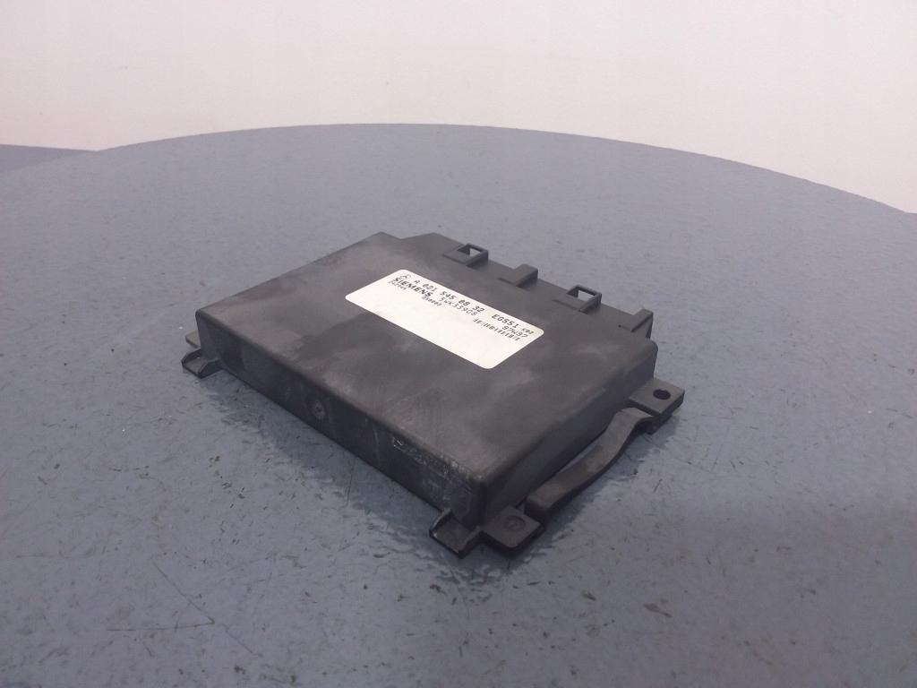 CONTROLLER CUTIE MERCEDES W210 3.0D A0215450832 5WK33908 Product image
