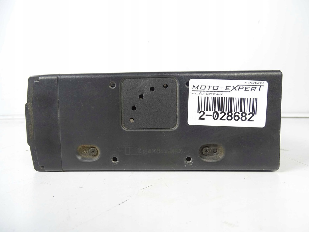 Mercedes S class W220 CD SHANGER Product image