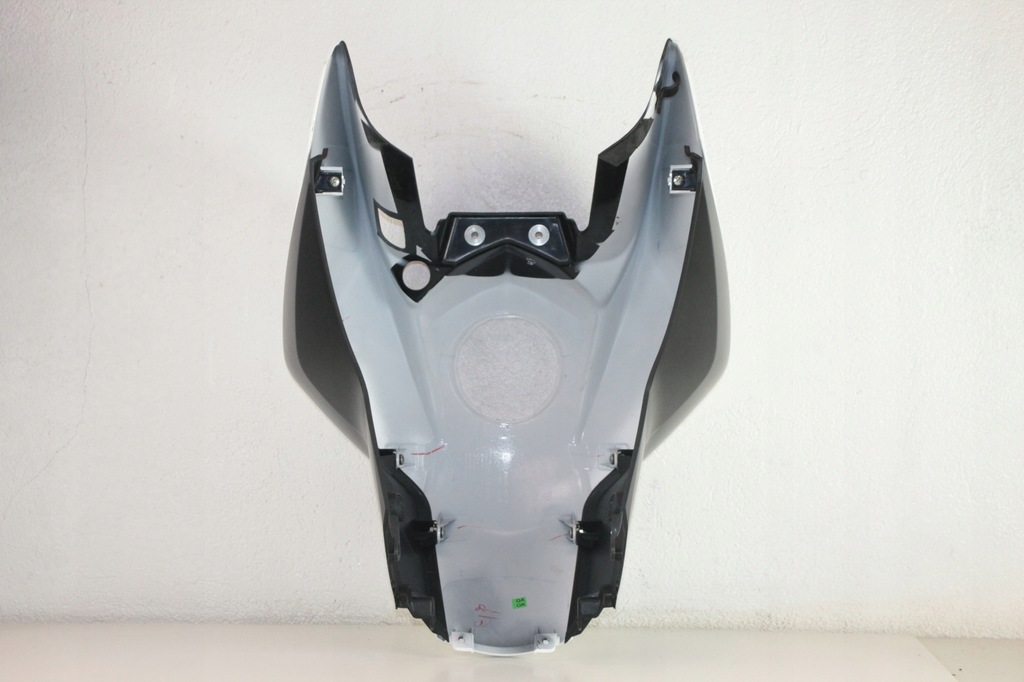 KTM DUKE 125 200 11-16 OVERLAY CAPAC REZERVOR CARENARE REZERVOR Product image