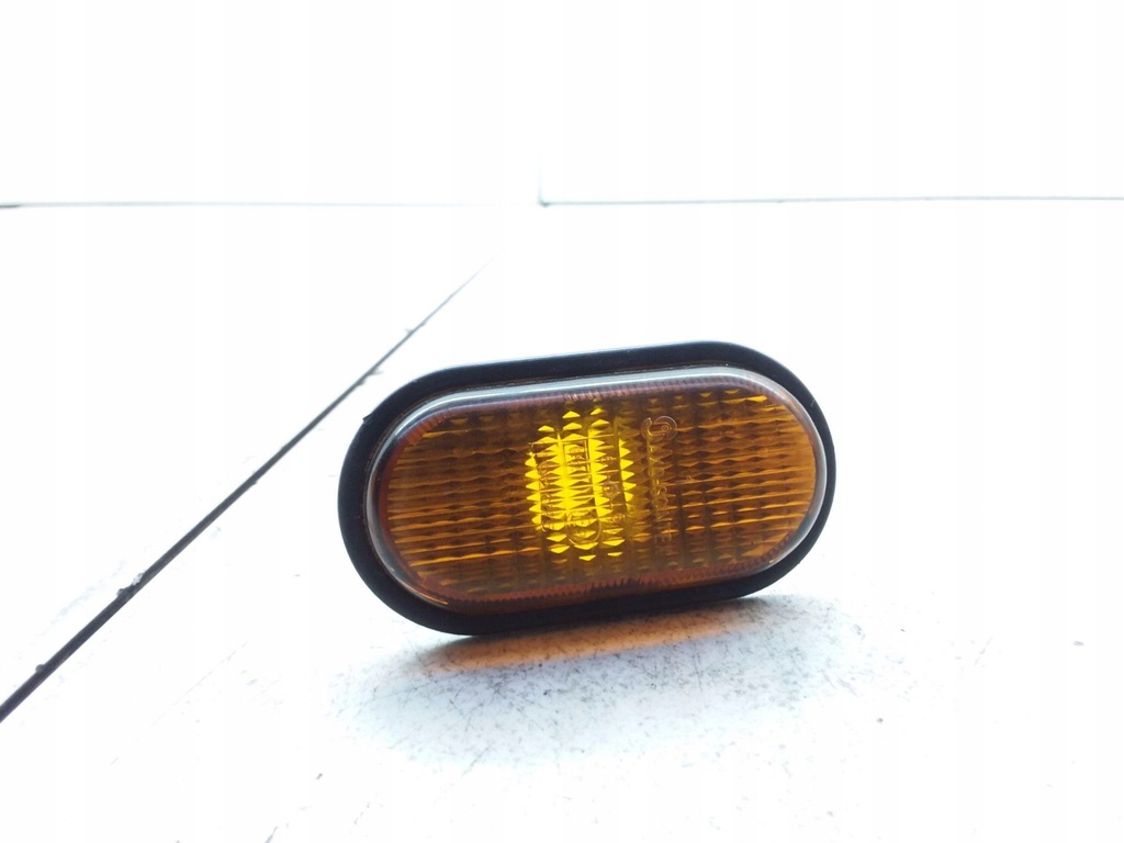 7700847333 RENAULT Semnalizator aripa stanga Product image