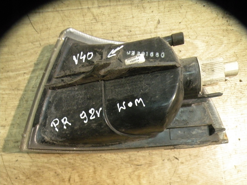 Volvo S40 V40 97-99 Semnalizator dreapta fata Depo Product image