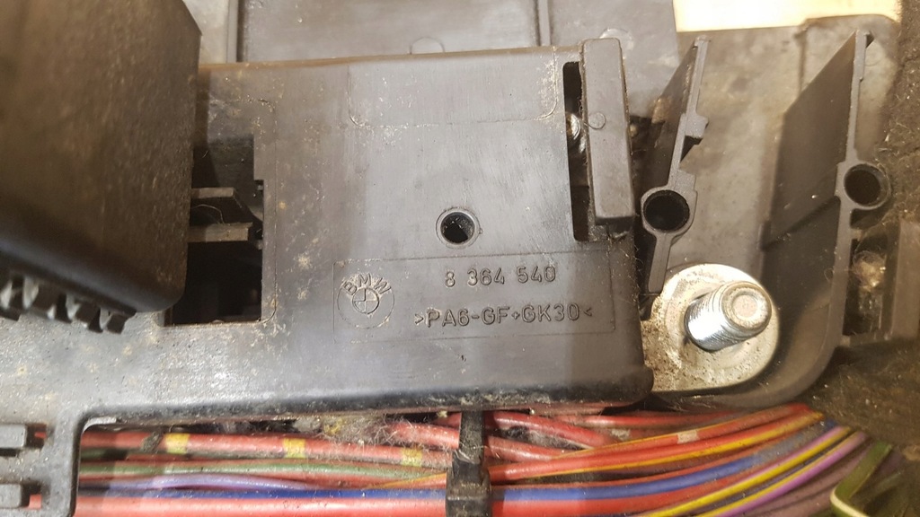 CUTIE SIGURANȚE BMW E46 2.0D Product image