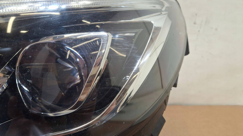 LAMPĂ FATA STÂNGA MERCEDES C-CLASS W205 A205 ILS A2059069301 Product image