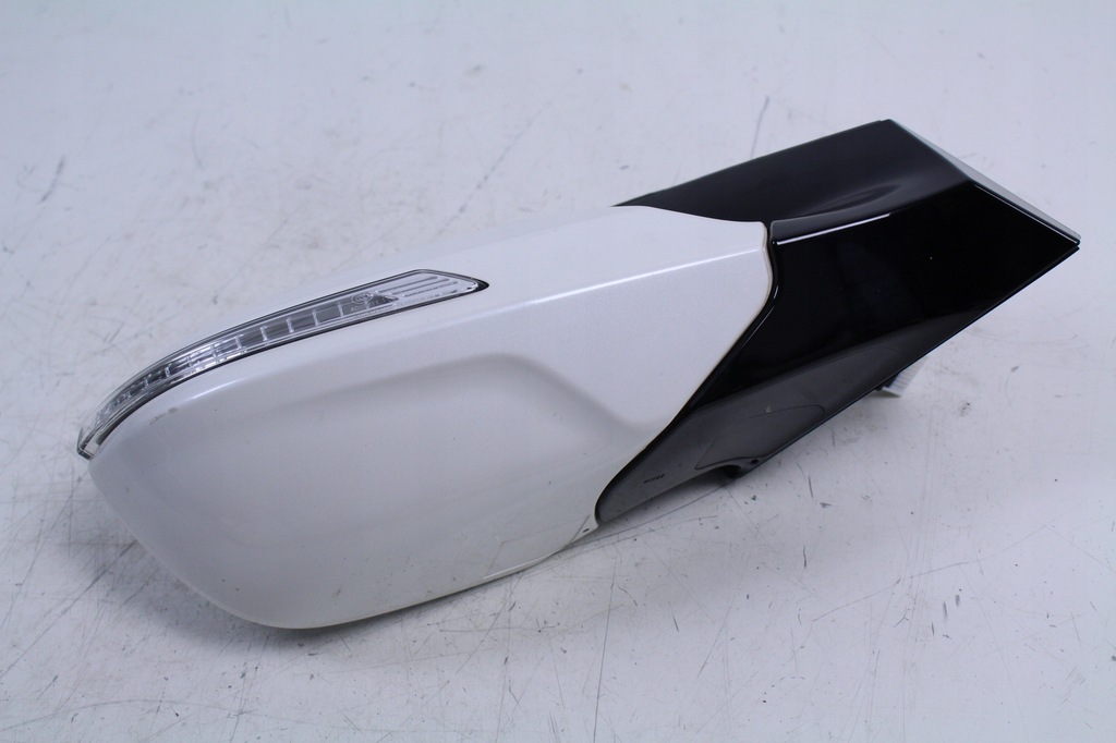 Oglinda DREAPTA 6 PIN HYUNDAI I40 13 ani PW6 EU Product image