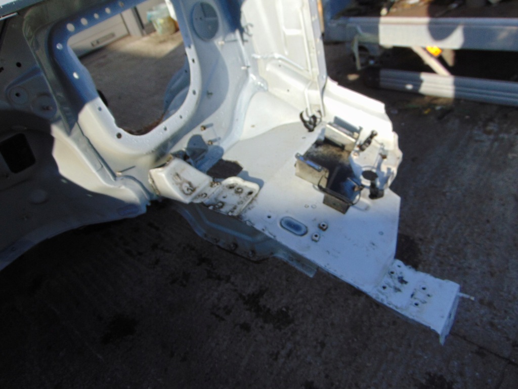 RENAULT MASCOTT LIFT 03-10 CADRU CAROSERIE CABINA Product image