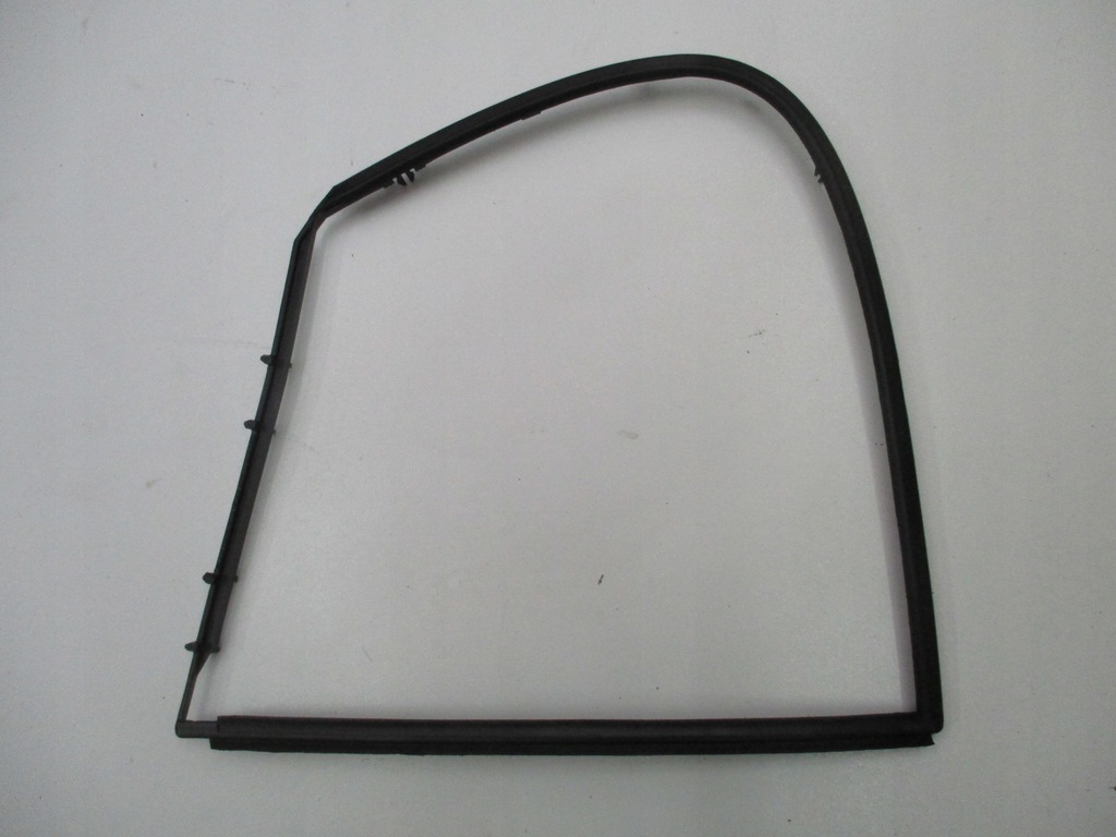 GARNITURA PENTRU LUNETA BMW E87 chiar 7119456 Product image