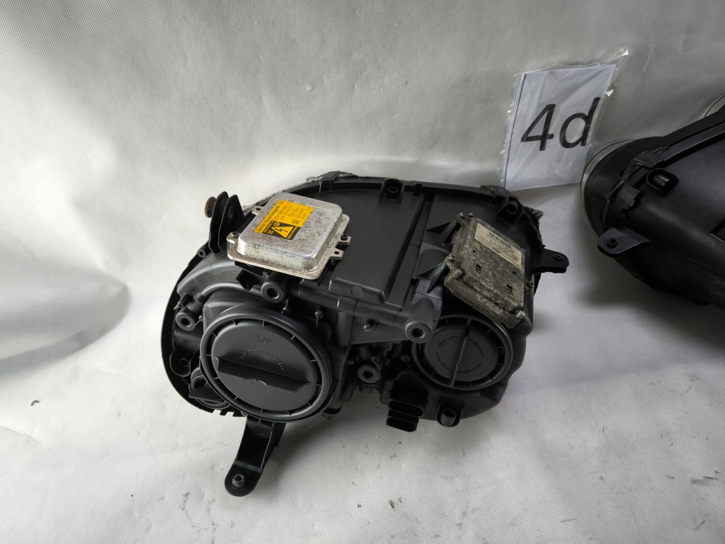 MERCEDES CLK 209 LIFT W209 LAMPĂ DE FAR XENON ROTIRE LA STÂNGA DREAPTA Product image