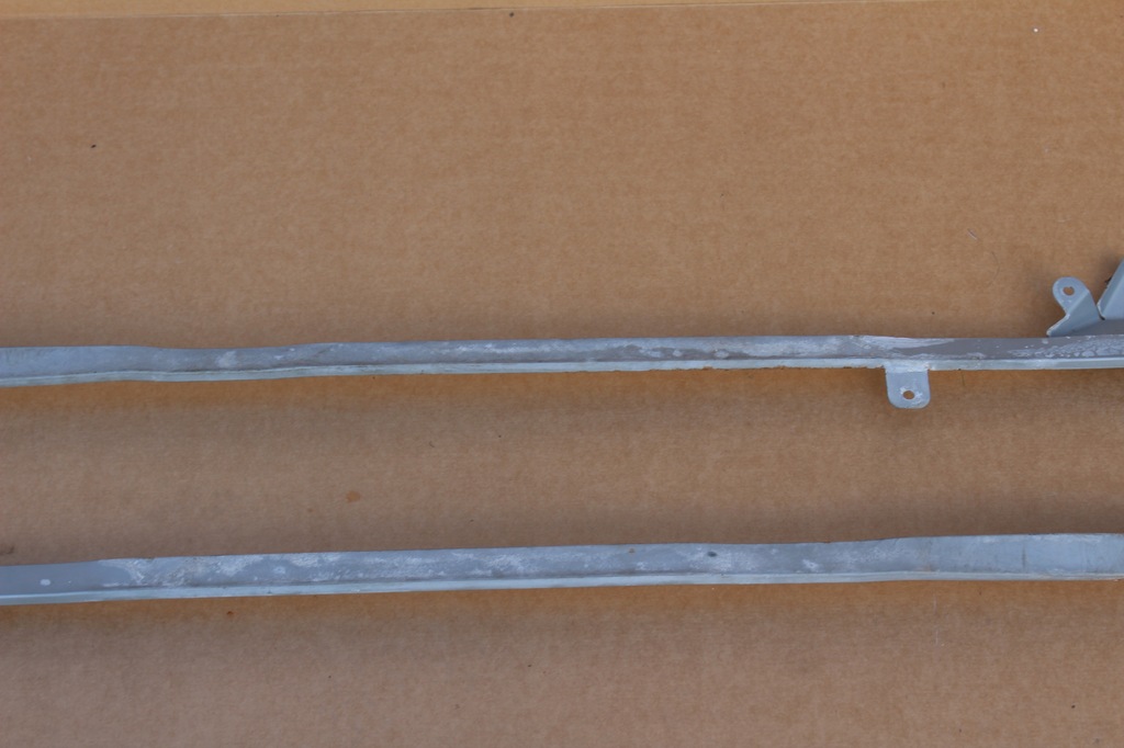 AUDI A5 8T LIFT ȘASIU ÎNTARIRE DREAPTA 8T8505476B Product image