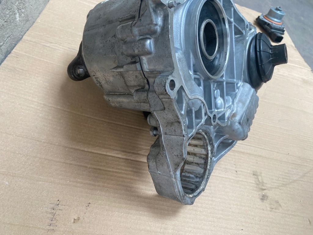 REDUCTOR CUTIE DE TRANSFER ATC13 BMW G05 G06 G07 7888876 Product image