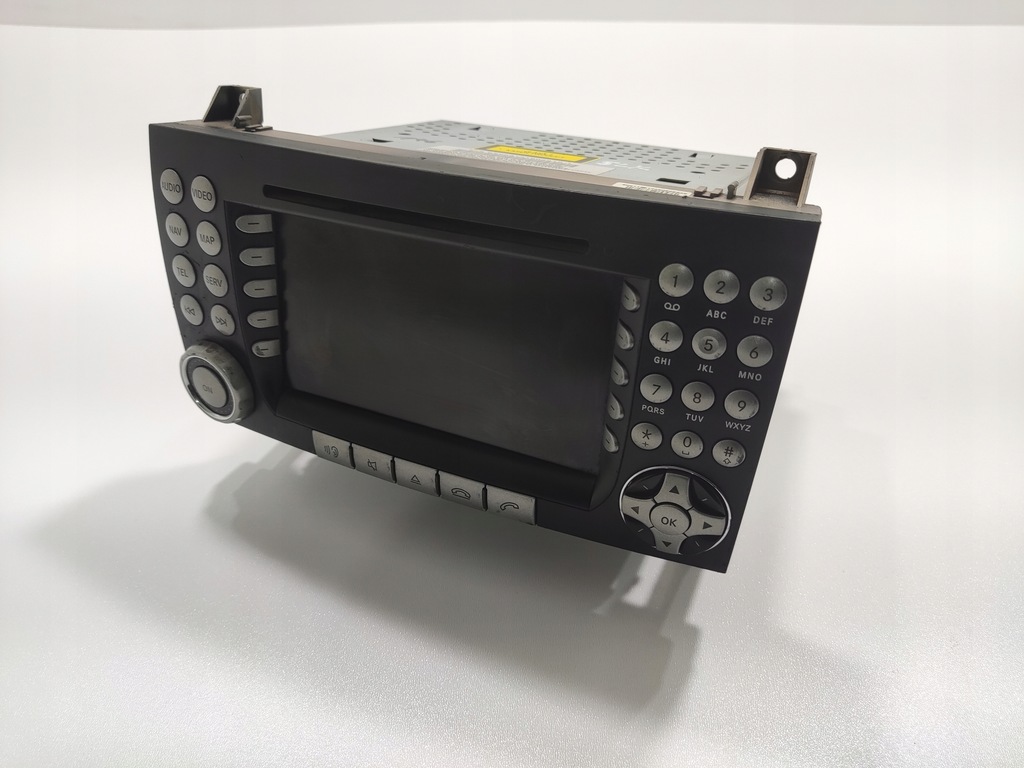 FACTORY RADIO NAVIGATION MERCEDES SLK II W171 R171 A1718202989 2004-2011 Product image