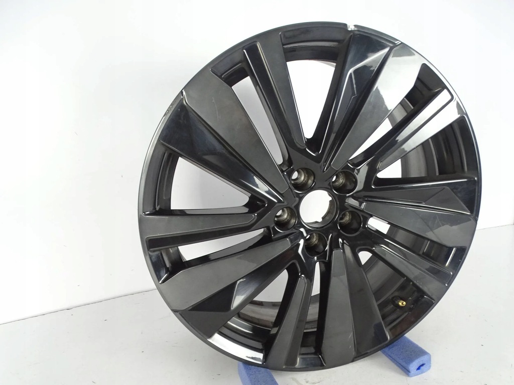 JANTE PEUGEOT 7 j x 19 H2 CH5 38 9809685477 Product image