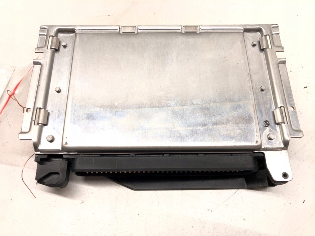 CONTROLLER CUTIE JAGUAR XJ 0260002704 96-03 4.0 MODUL 284KM Product image
