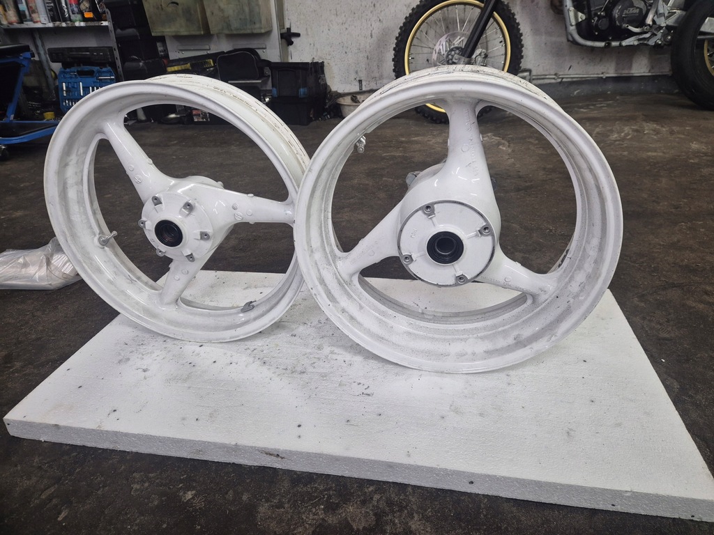 RIM din spate 17 "6.00" Honda CBR 929 RR SC44 00-01R spate Product image