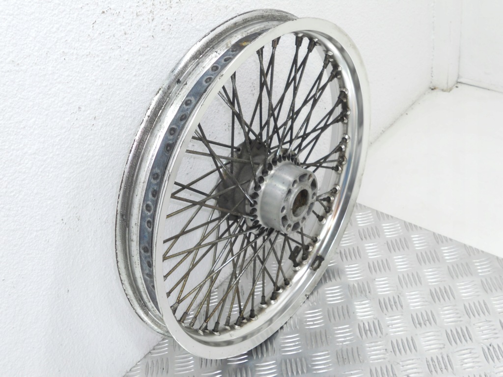 ROATA FATA SUZUKI VS 750 INTRUDER JANTE ORIGINALA Product image