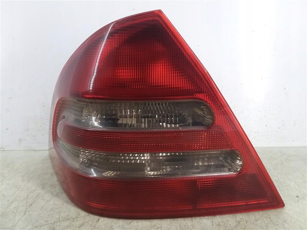 LAMPA LAP LAMPĂTĂTĂ Clasa C Mercedes C în 203 2000 Sedan Product image